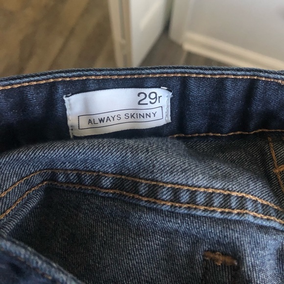 Classic Gap Dark Skinny Jeans - Picture 3 of 5